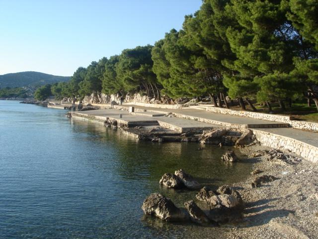 Apartments Laura I Angelina Tribunj  Bilik gambar